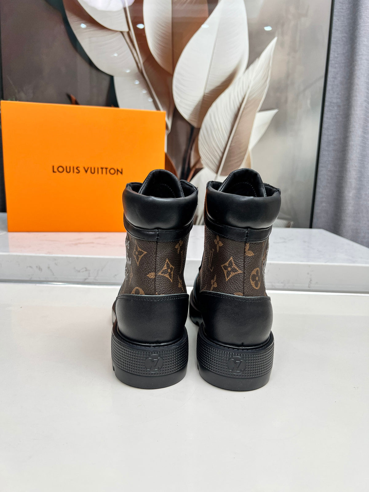 L 25ss Autumn and Winter New Printed Women's boots 0725082101