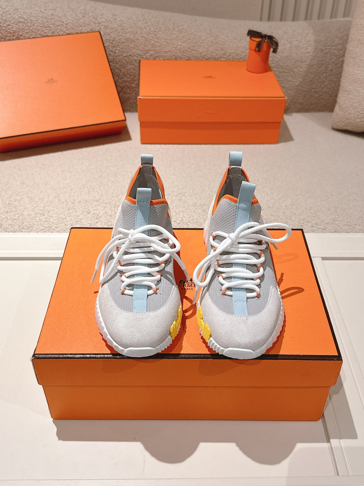 H Classic Couple Style Fly Knit Casual Sneakers 0726060802