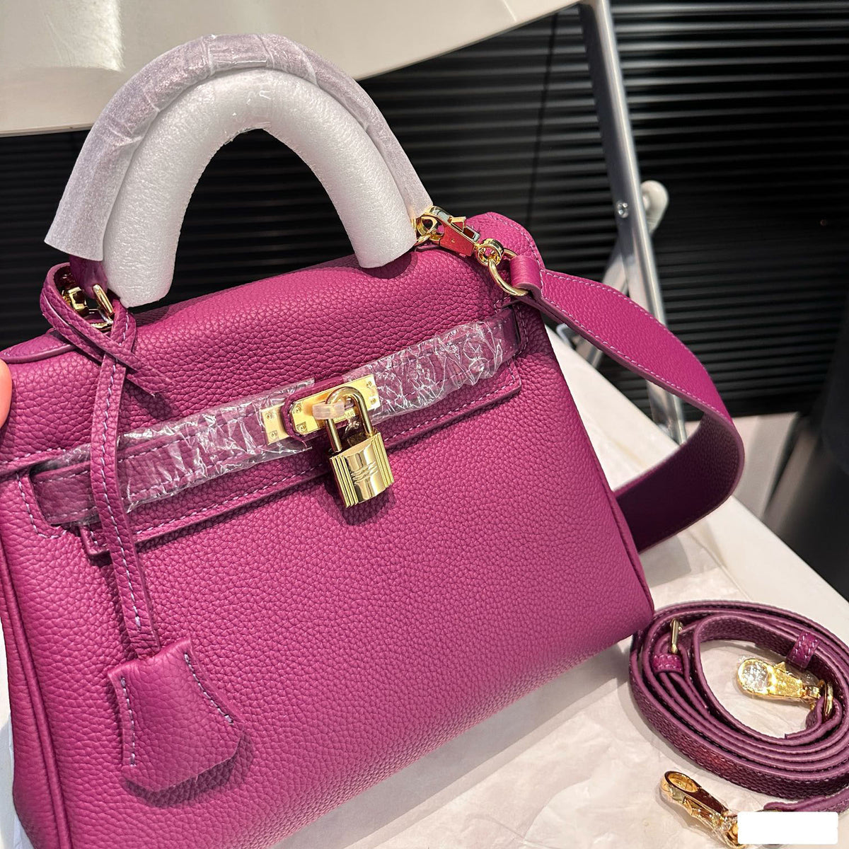 H Kelly bag1824092002