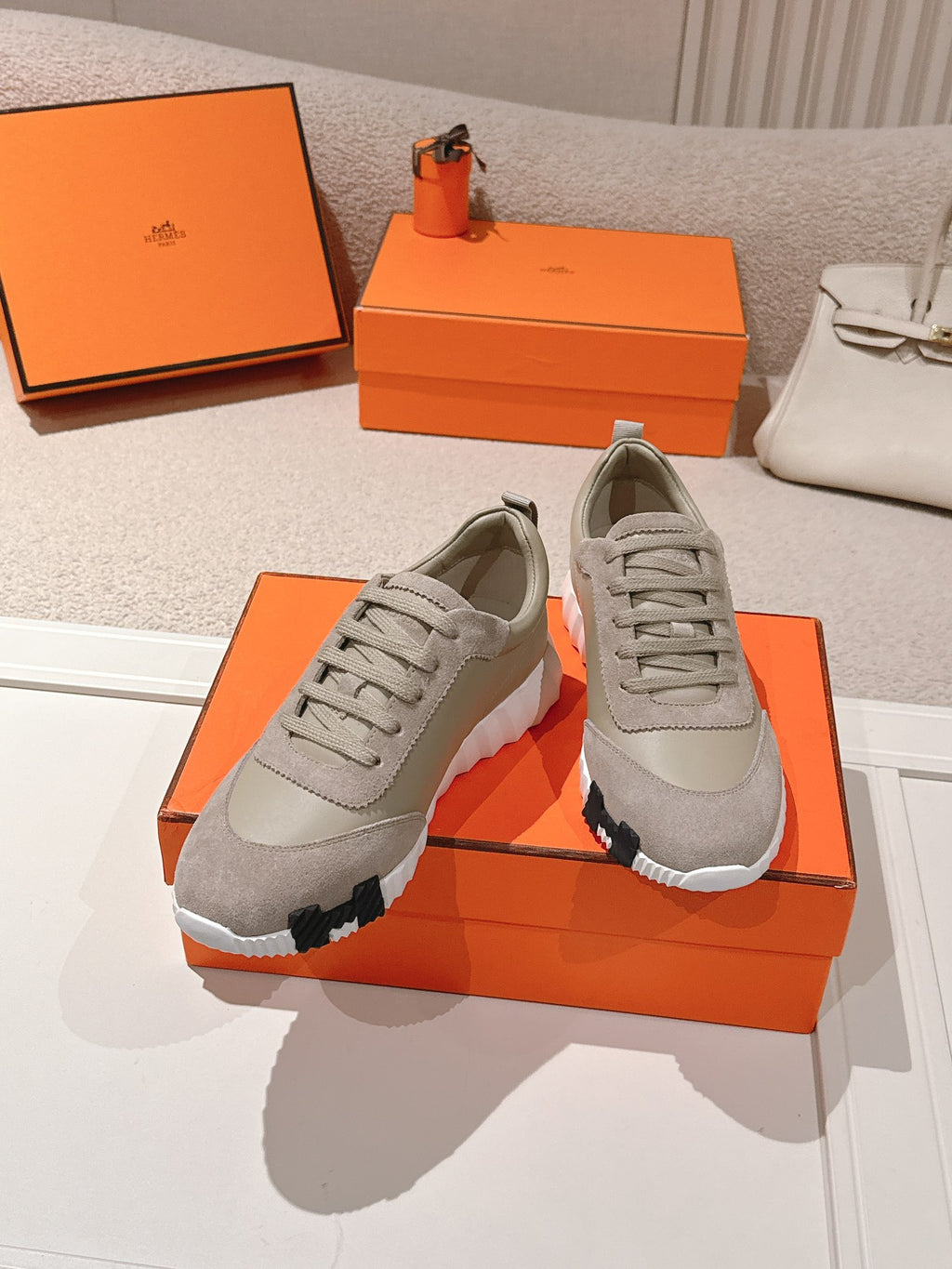 H Classic Couple Casual Sneakers 0726060804