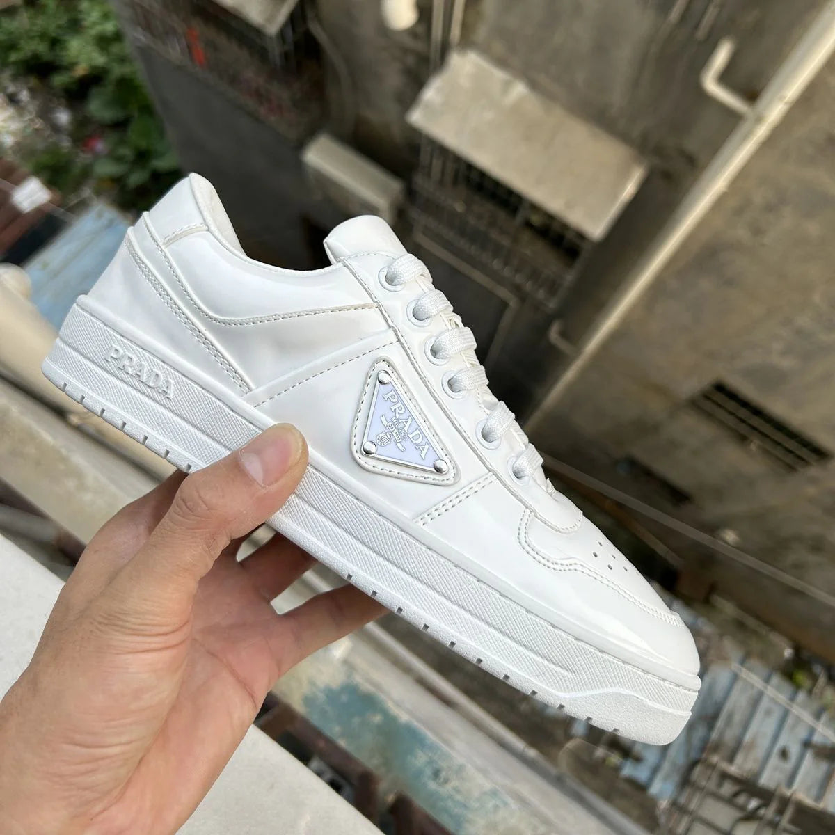 P New Women's Shoes Casual Shoes Triangle Buckle Lace-up Sneakers 1024060508