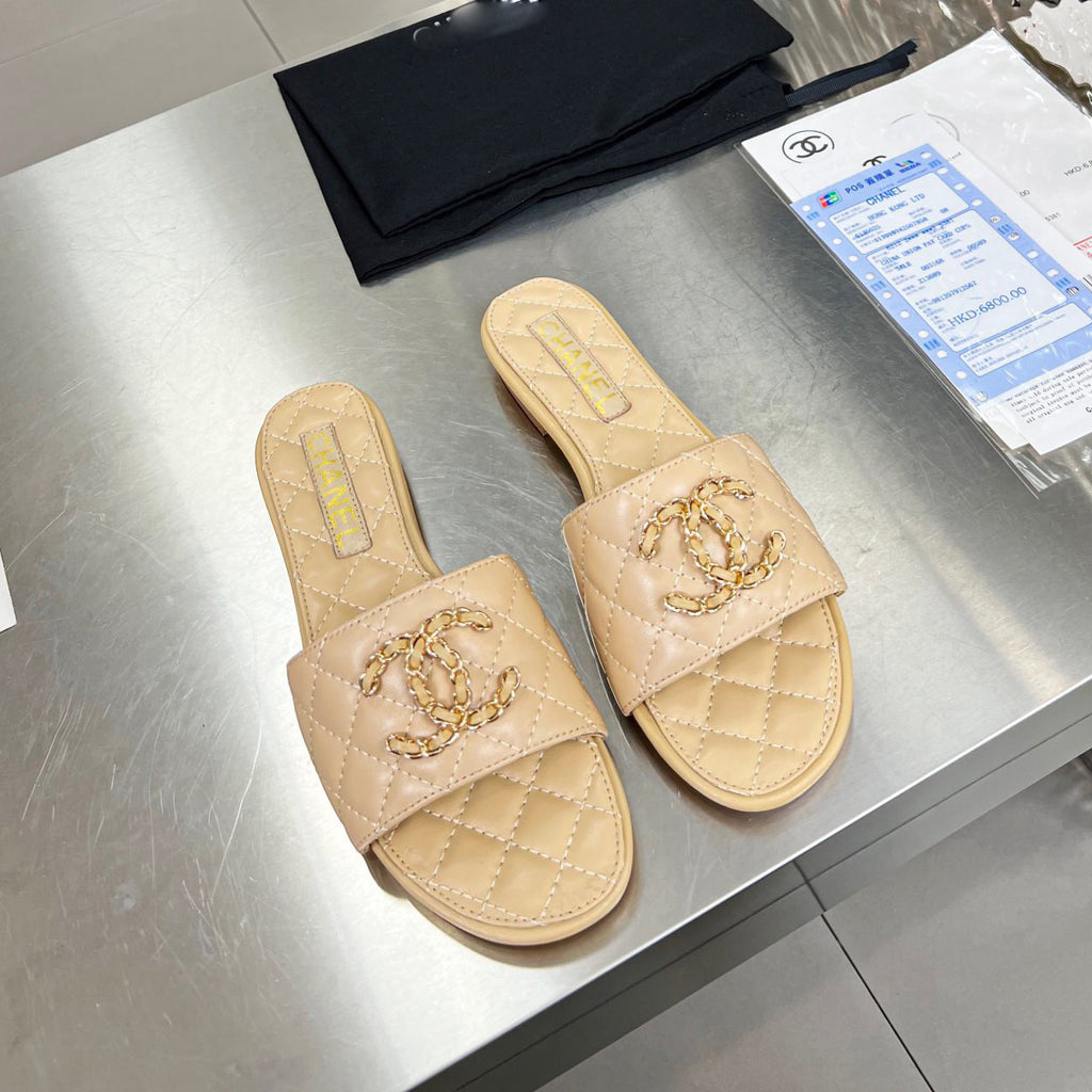 new sandals XC07032301