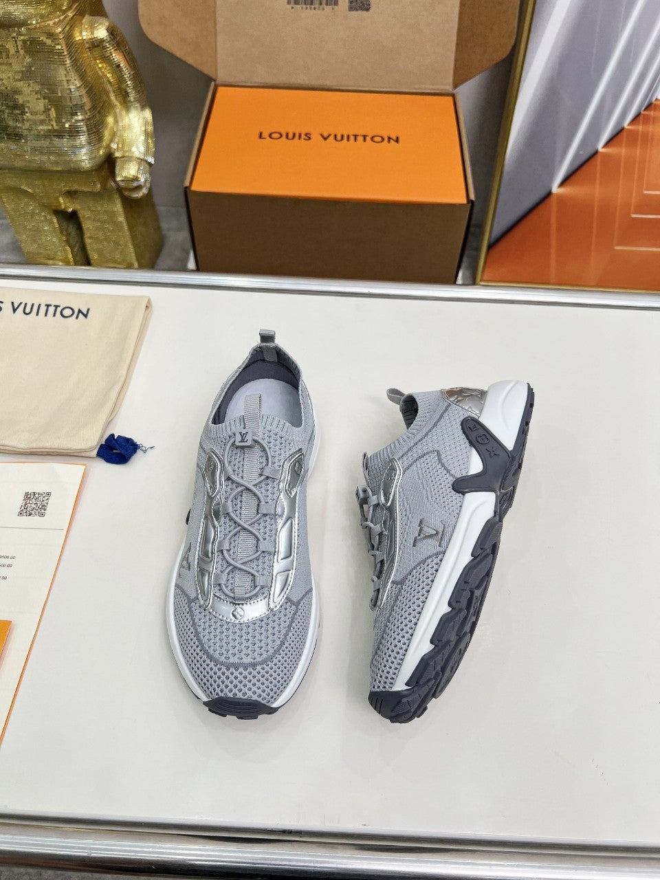 L's new fashionable mesh breathable sports shoes 0725090801