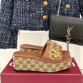 Thick-soled slippers with horse bit buckles 0725102402