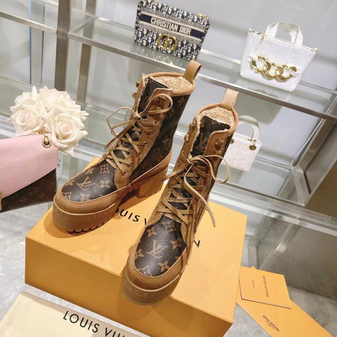 Fashion classic printed women's boots 1023120415