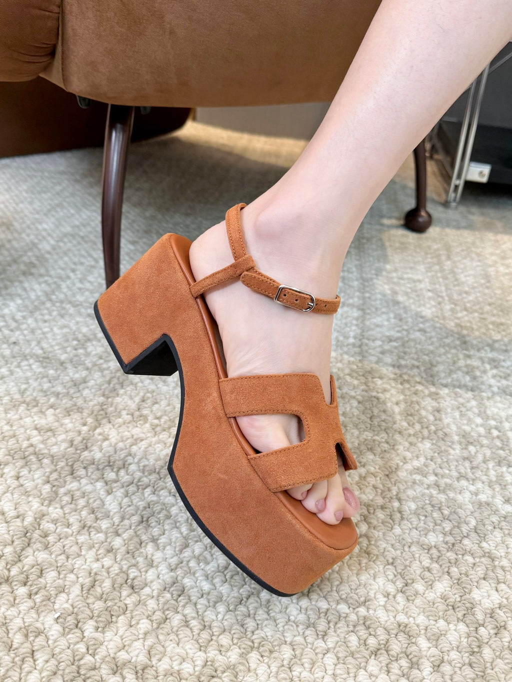 H classic chunky heel suede platform sandals 0724112702