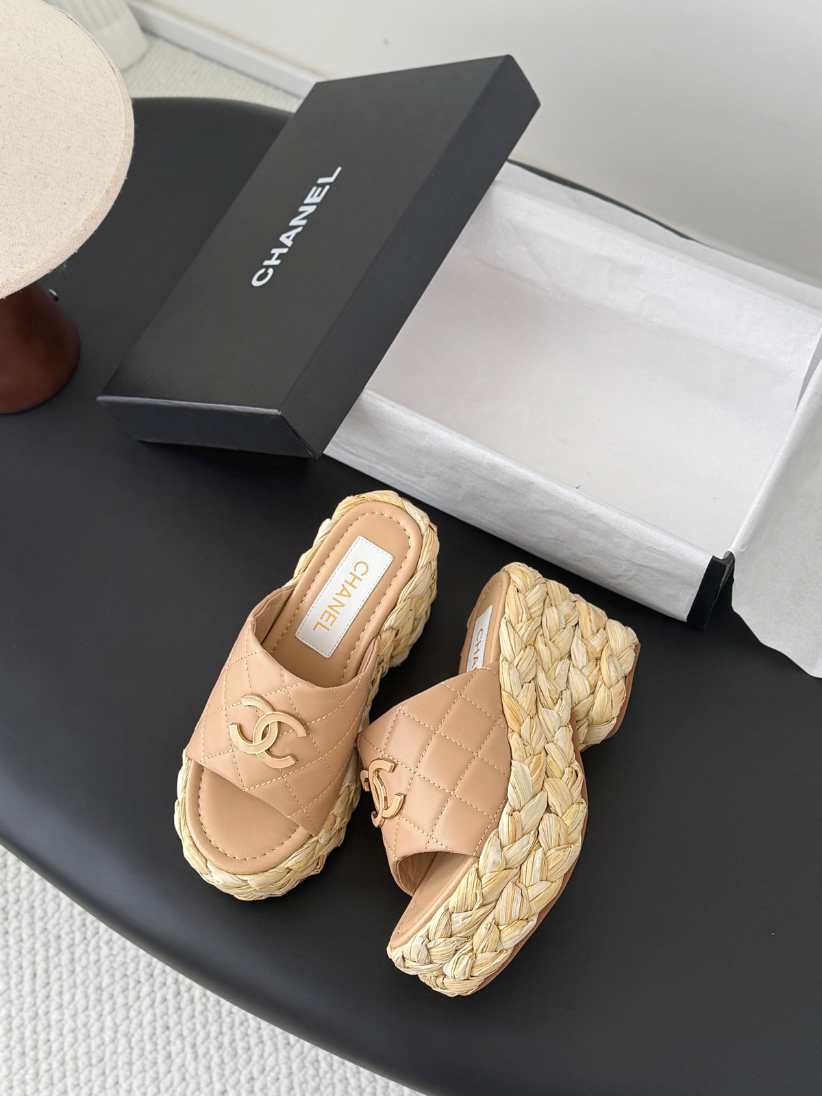 Stylish women's platform woven slippers 0726051901