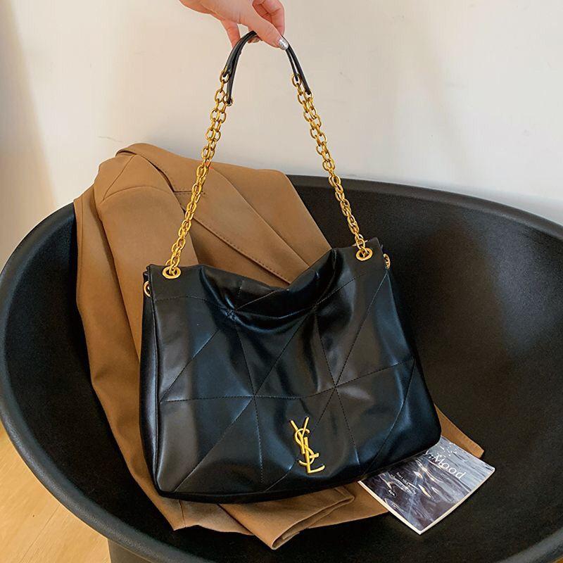 High-end Large-capacity Crossbody Bag 0823121101