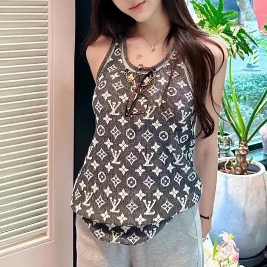 New Fashion Versatile Knitted Vest 1024060516