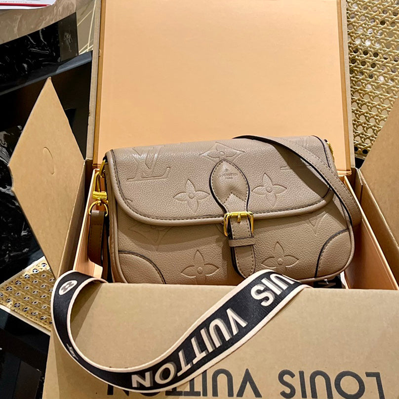new fashion shoulder bag XC7040722
