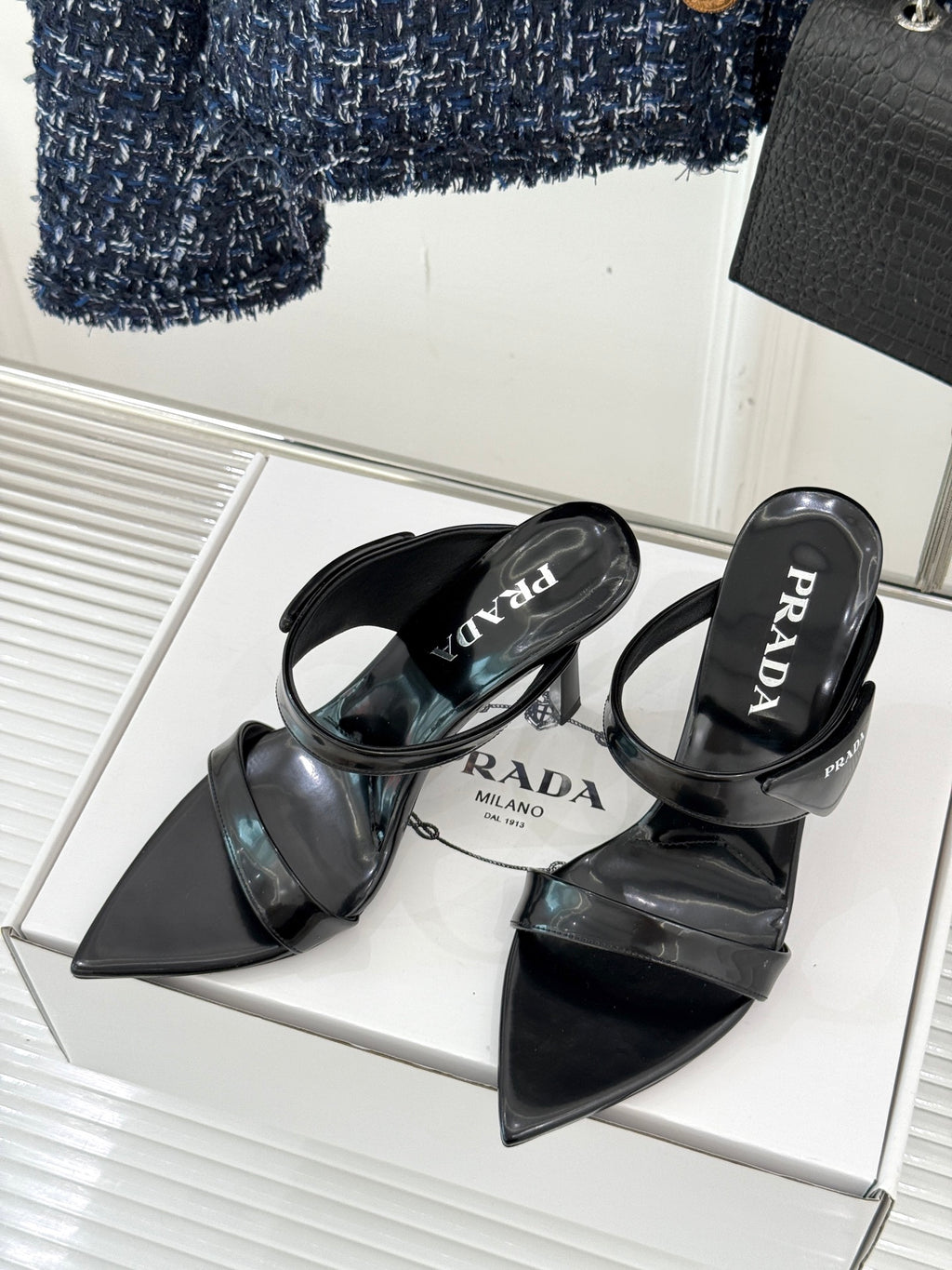 P's new fashionable high-heeled sandals 0725061616