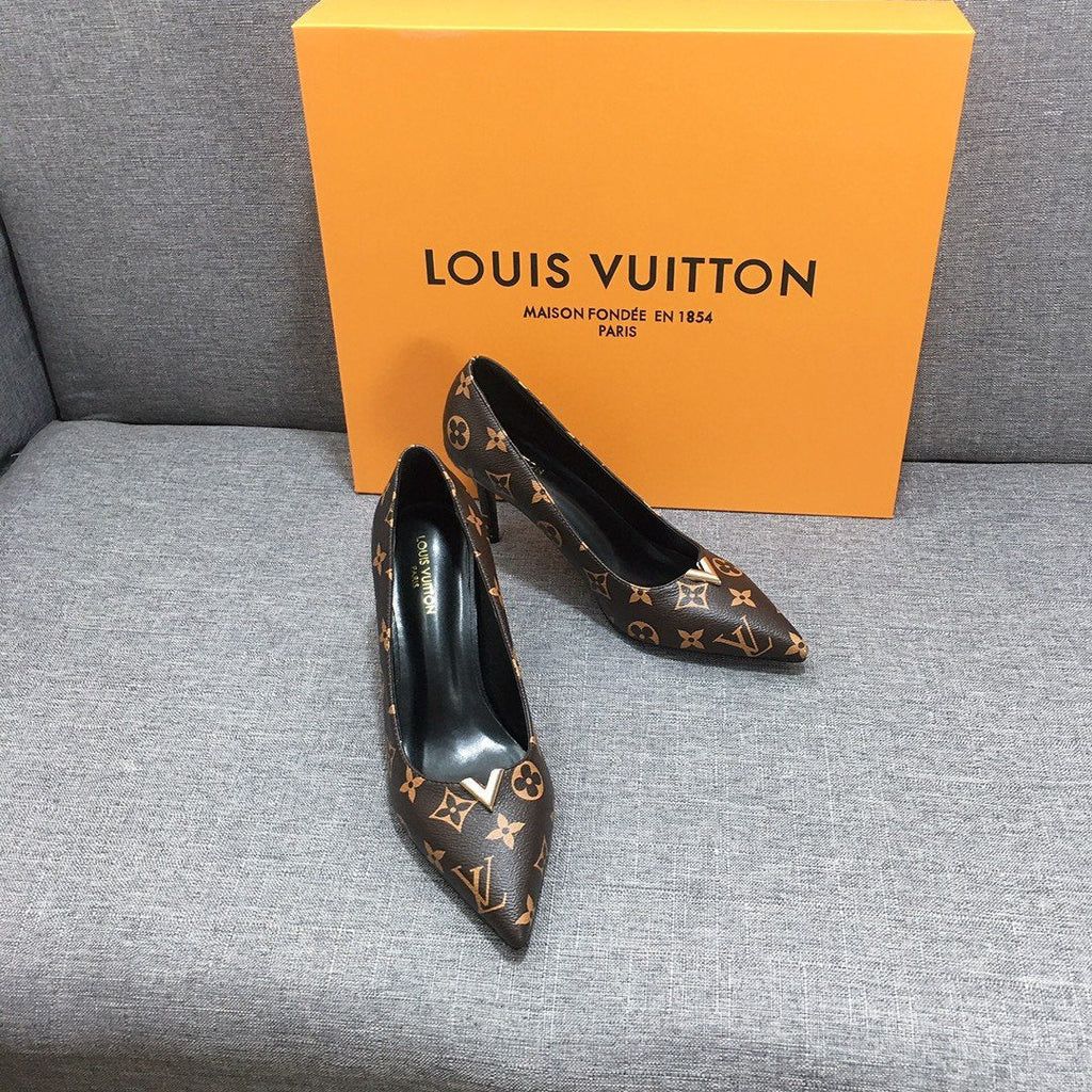 Fashion new versatile high heels 1023120507