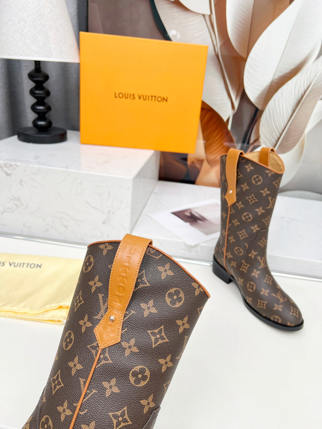 L new fashionable printed long boots 0725092201