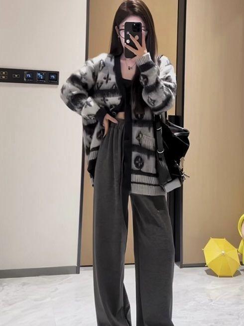 Versatile Knitted Cardigan Sweater 0823120408