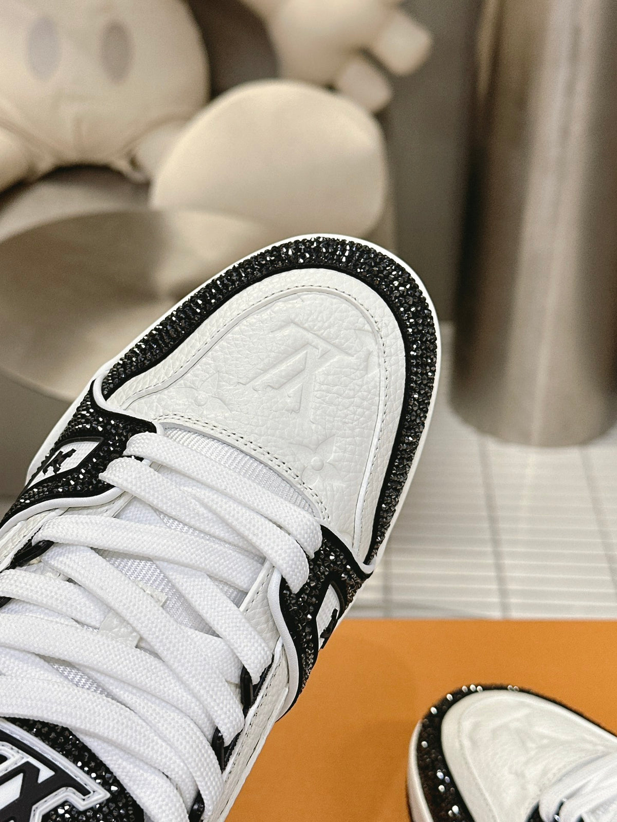 L trainer fashion diamond sneakers 0725032601