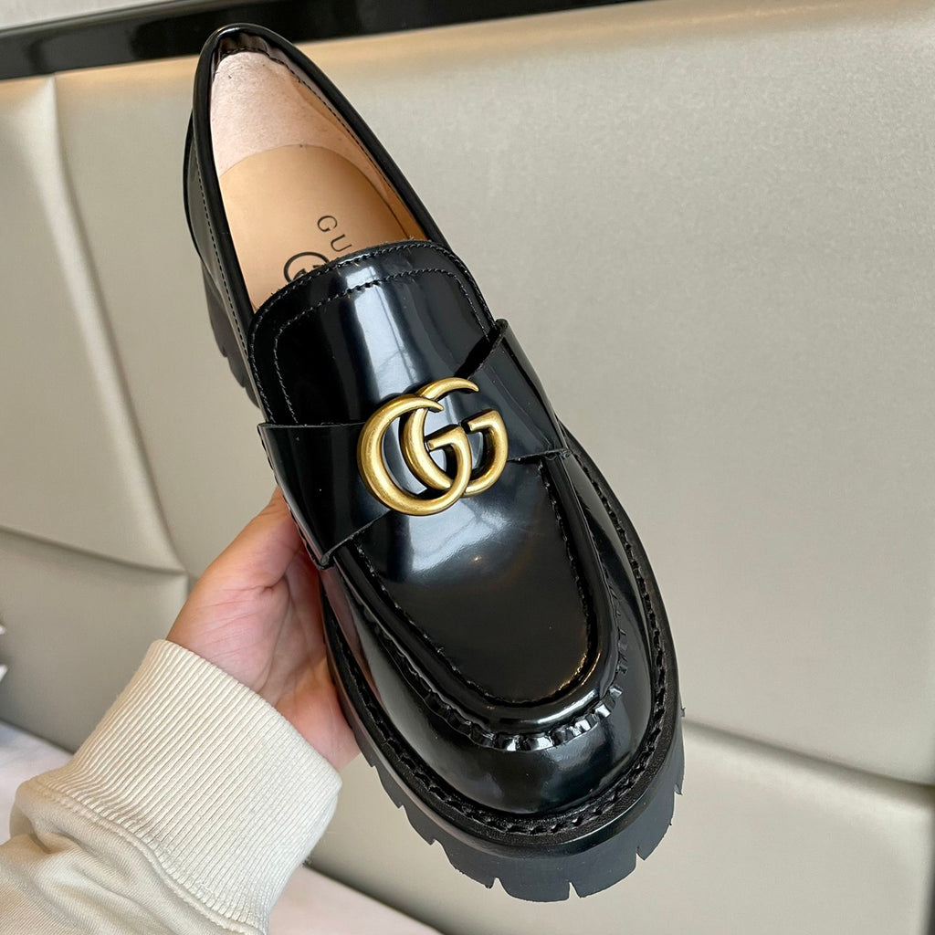 thick-soled loafers 03011