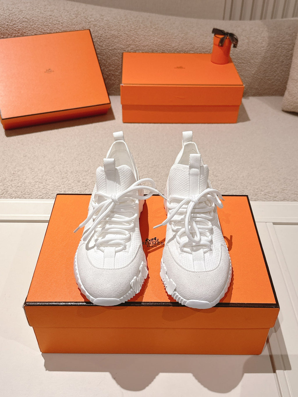 H Classic Couple Style Fly Knit Casual Sneakers 0726060802