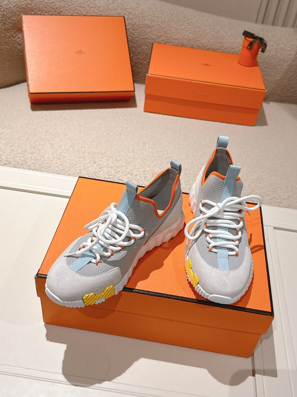 H Classic Couple Style Fly Knit Casual Sneakers 0726060802