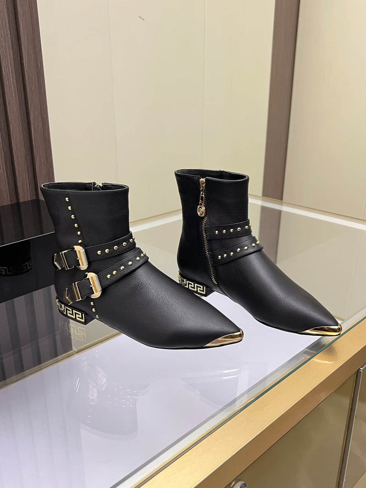 VS Flat ankle boots 0725101302