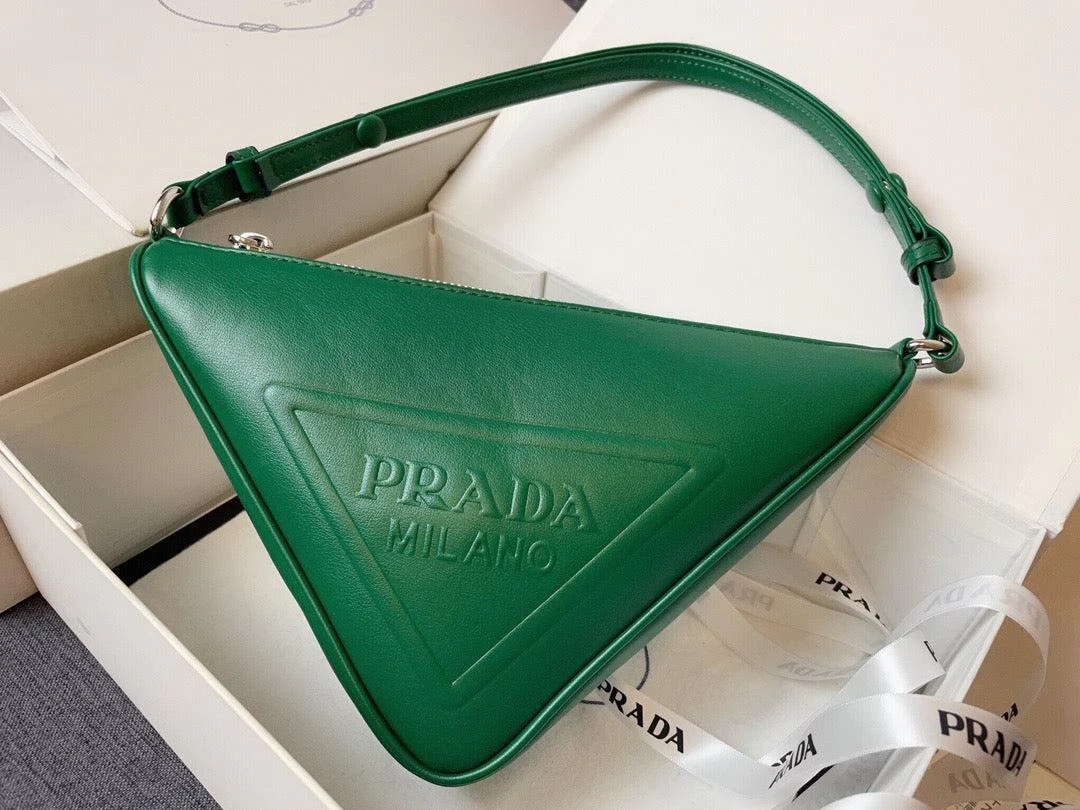 P Handbag Triangle Leather Pouch 0725031313