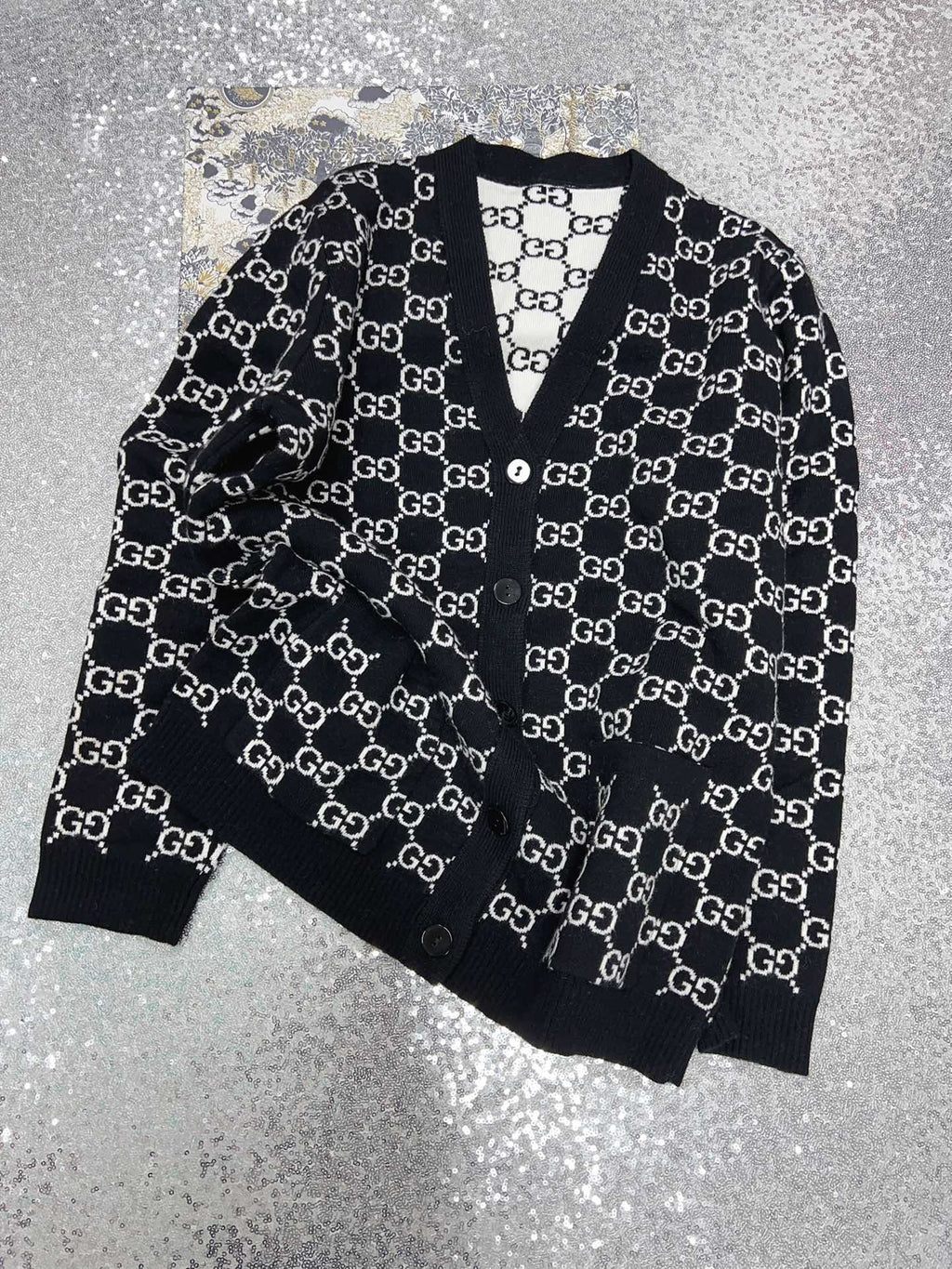 Fashion Cardigan Sweater 0725012301