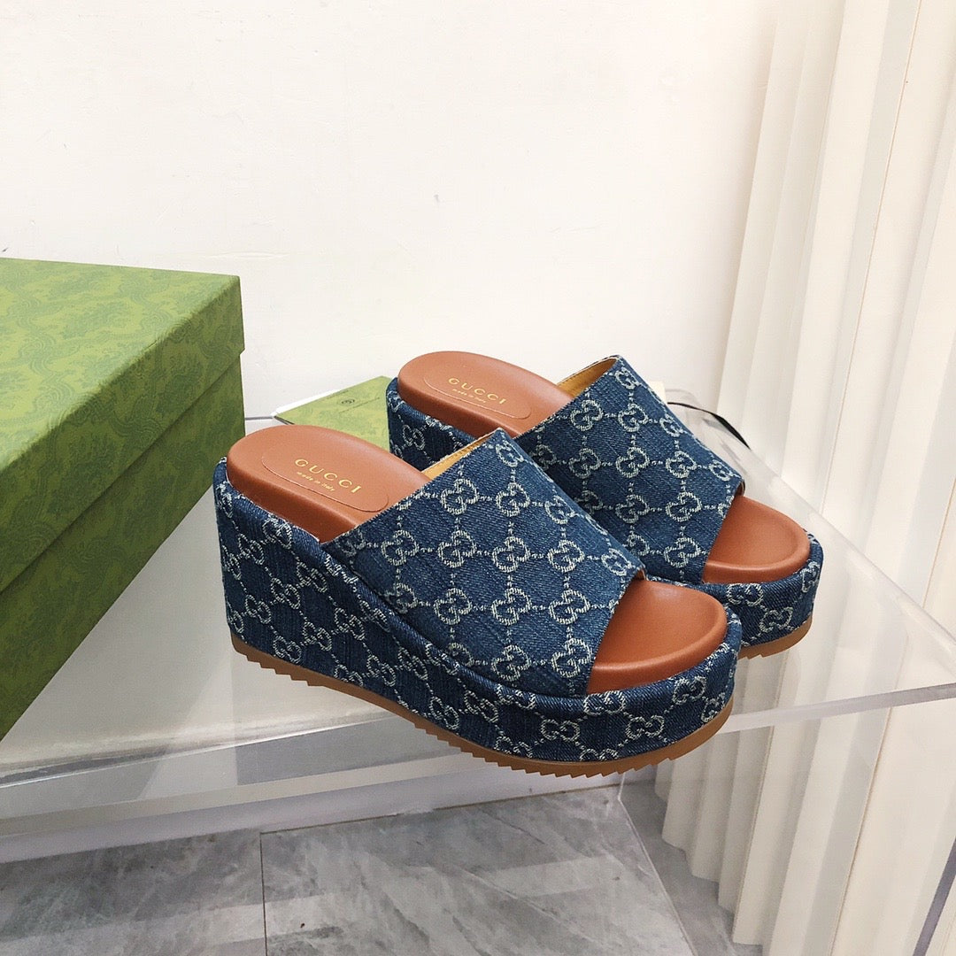 NEW LIMITED EDITION PLATFORMSLIPPERS