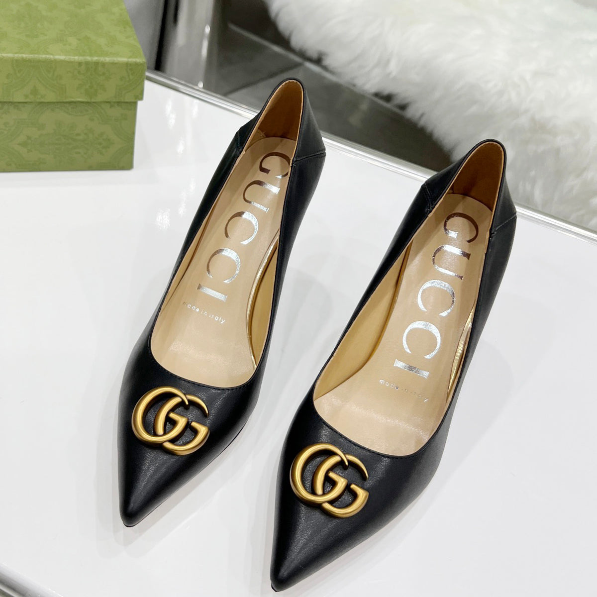 leather classic logo pumps XC0723042415