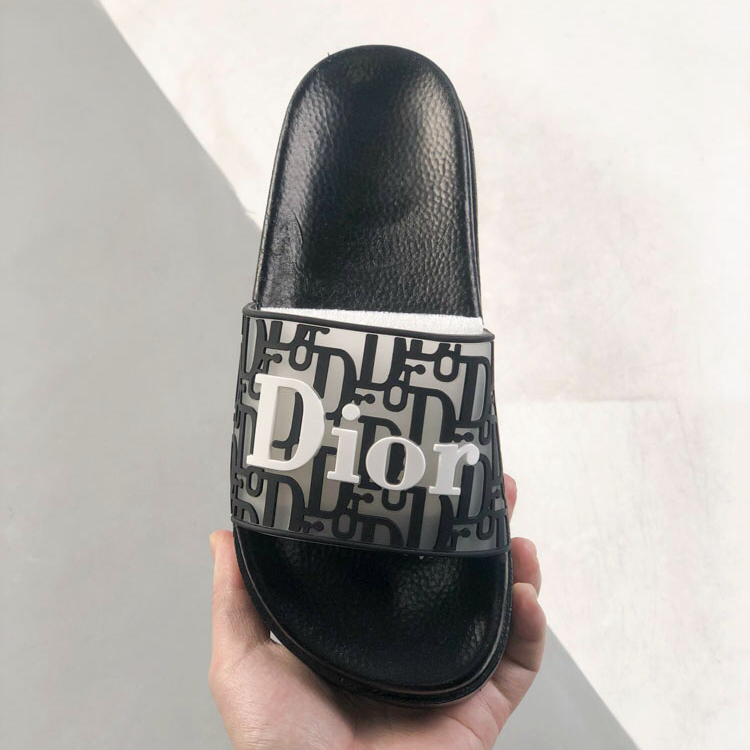 new fashion slippers XC070529904