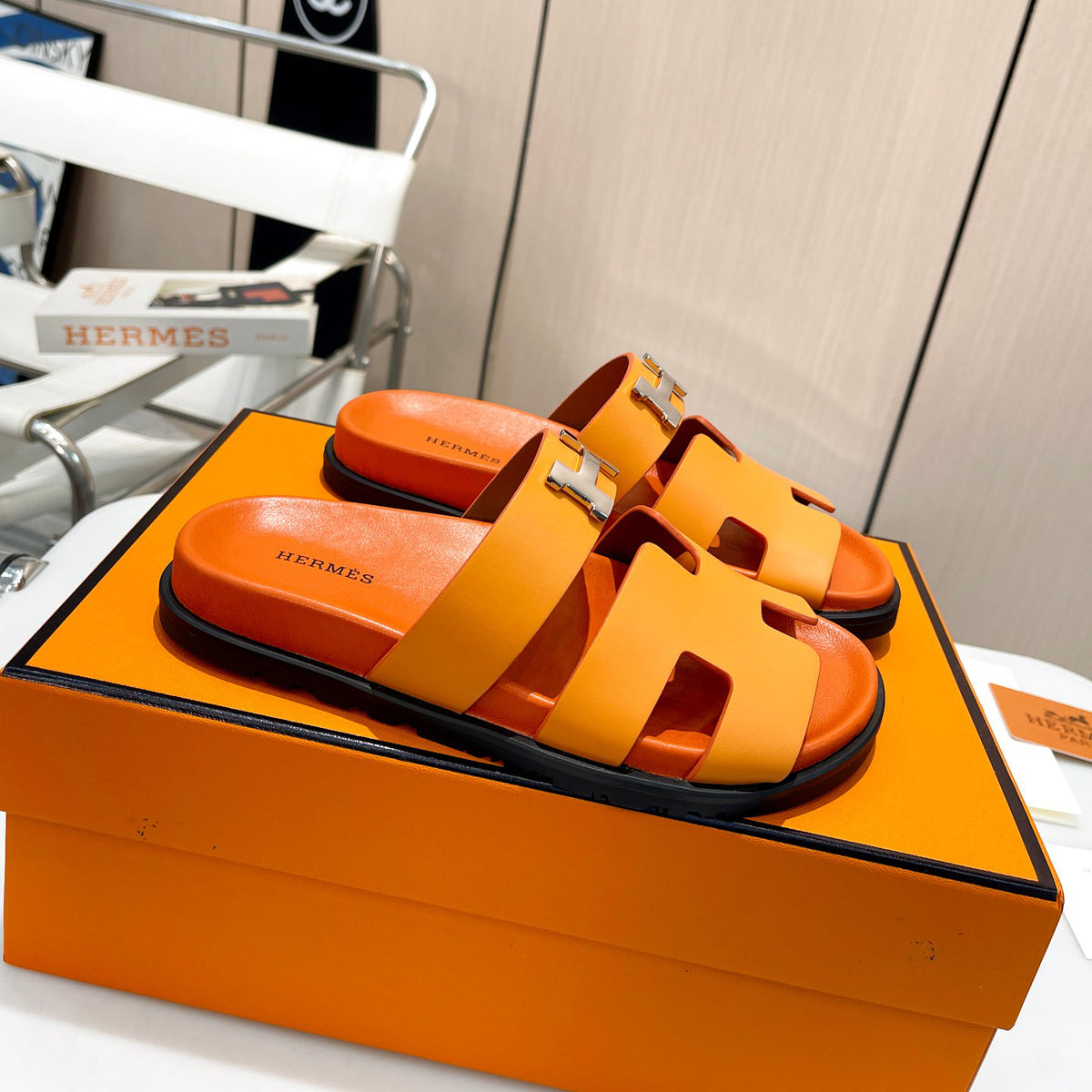 New style classic sandals 1824031913