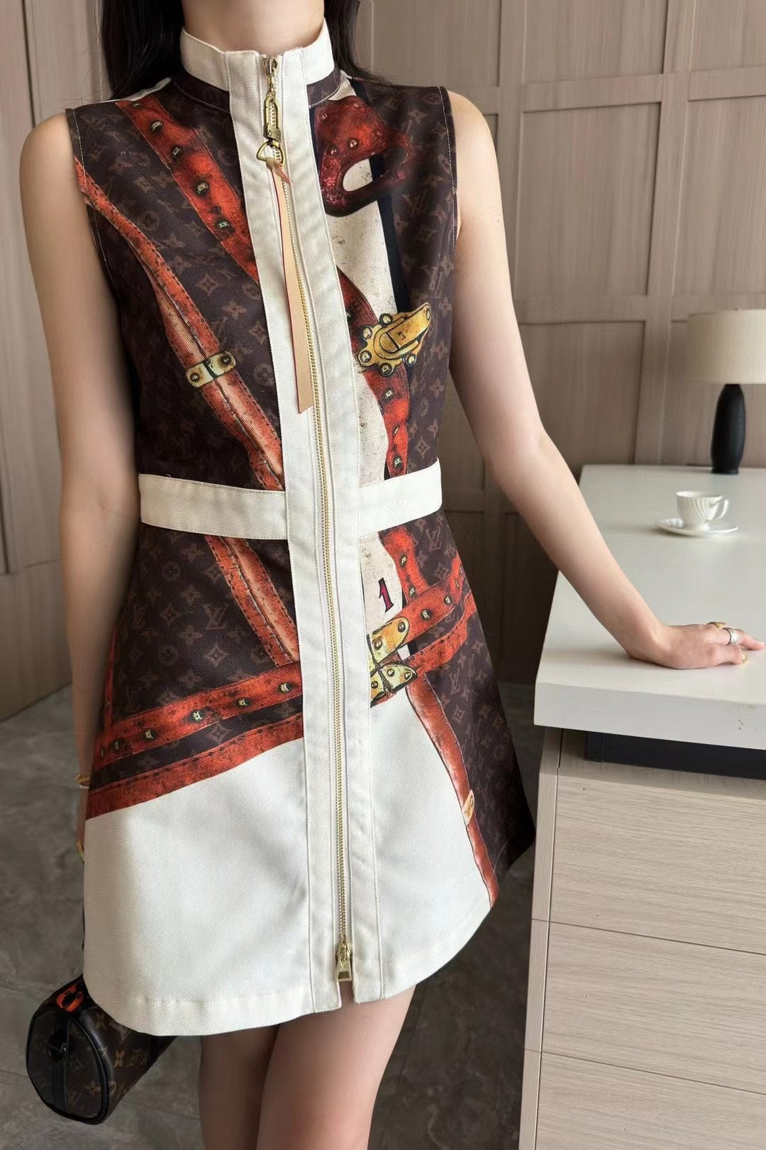 V24ss Fashion Pattern Dress 0724082812