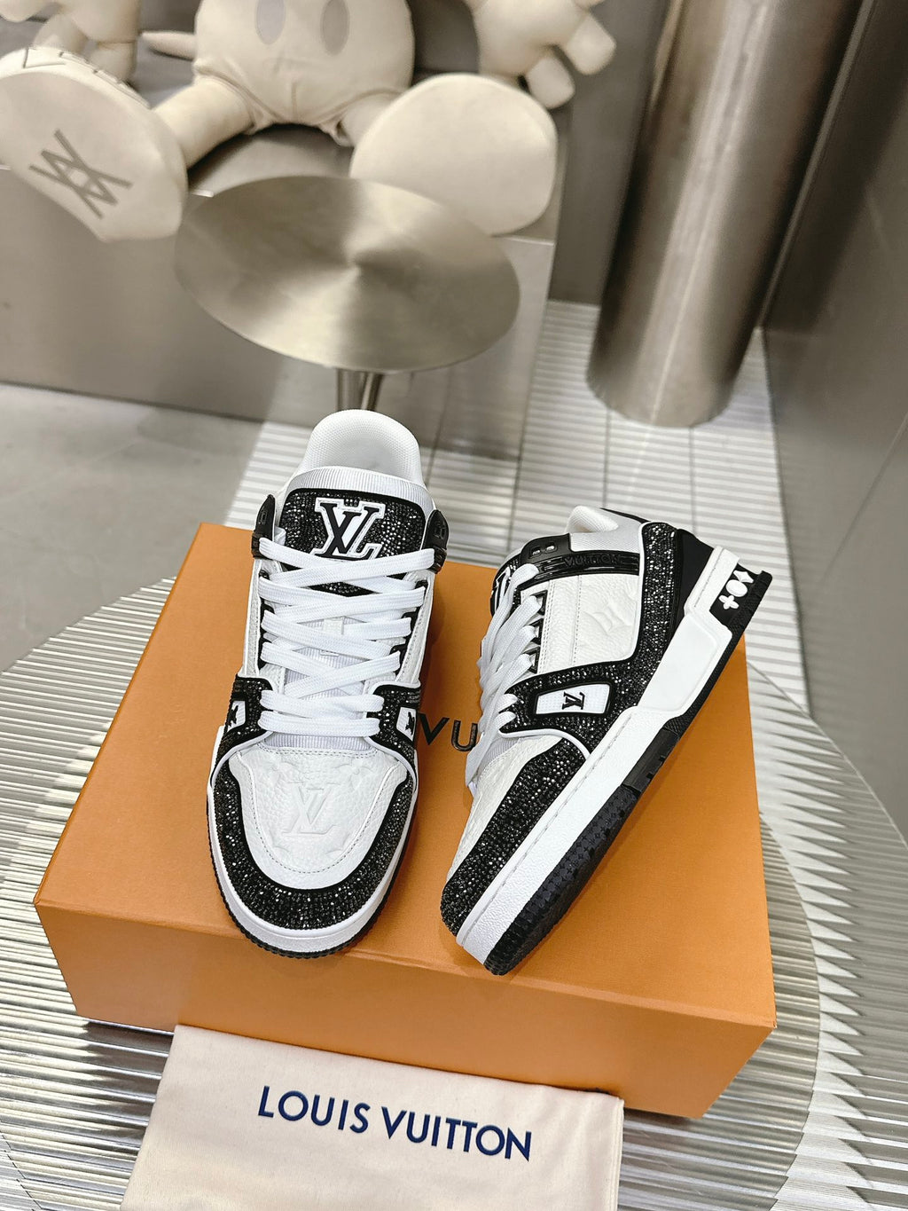 L trainer fashion diamond sneakers 0725032601