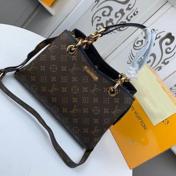 New Fashion Versatile Crossbody Bag 1023122208