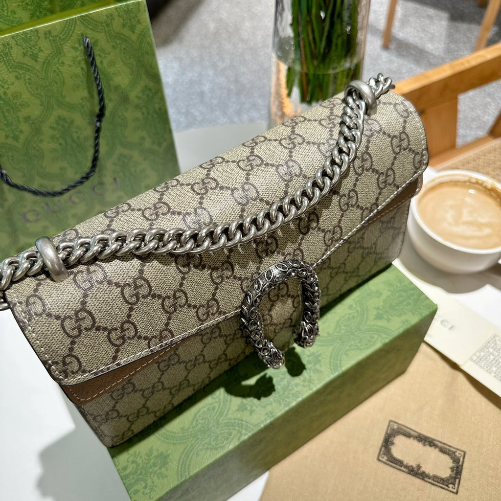 Fashion new messenger bag CWT1023080110