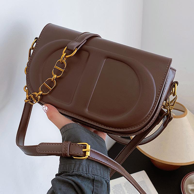 New Fashion Shoulder Crossbody Saddle Bag 1024070320