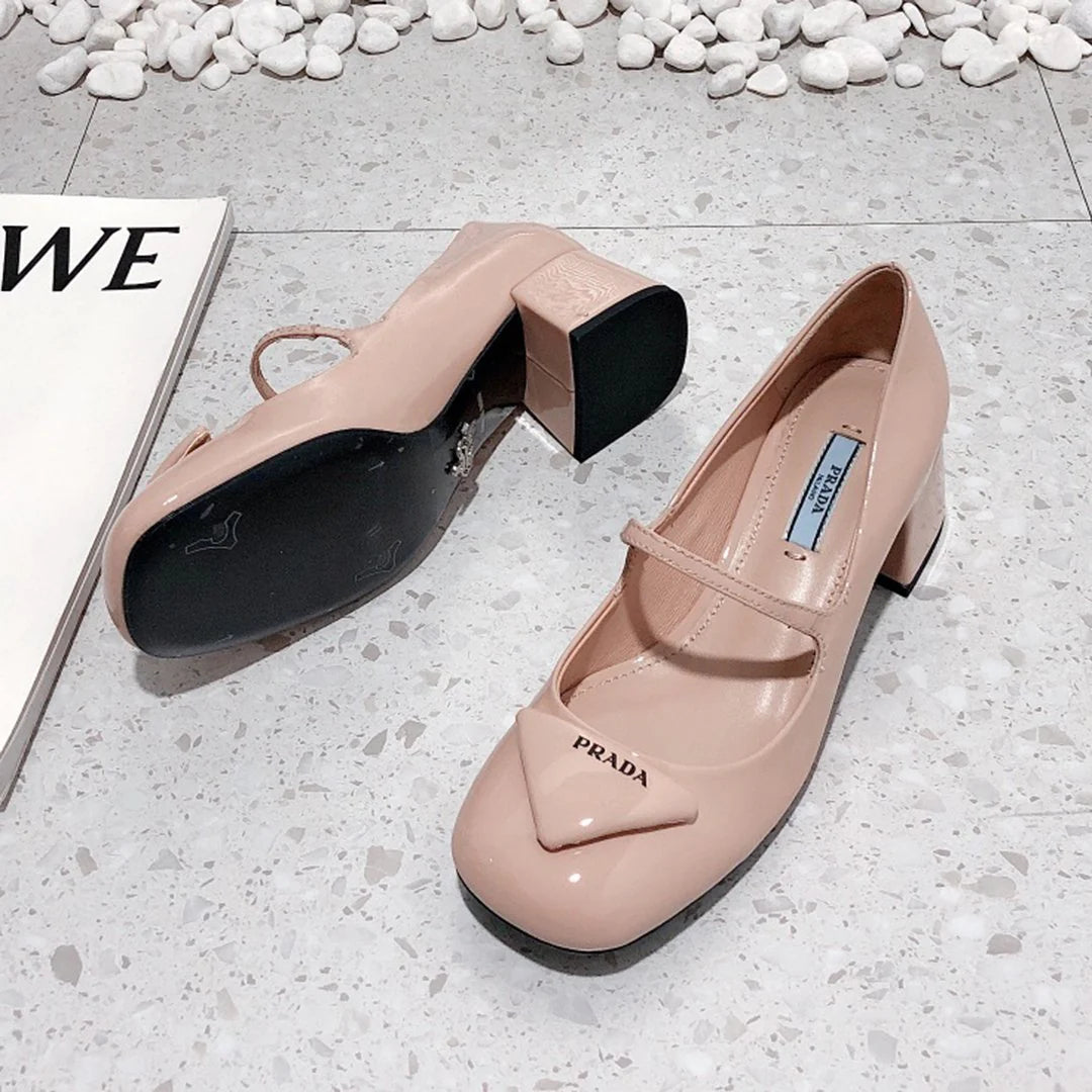 New Fashionable and Versatile Women's Shoes 1024011925