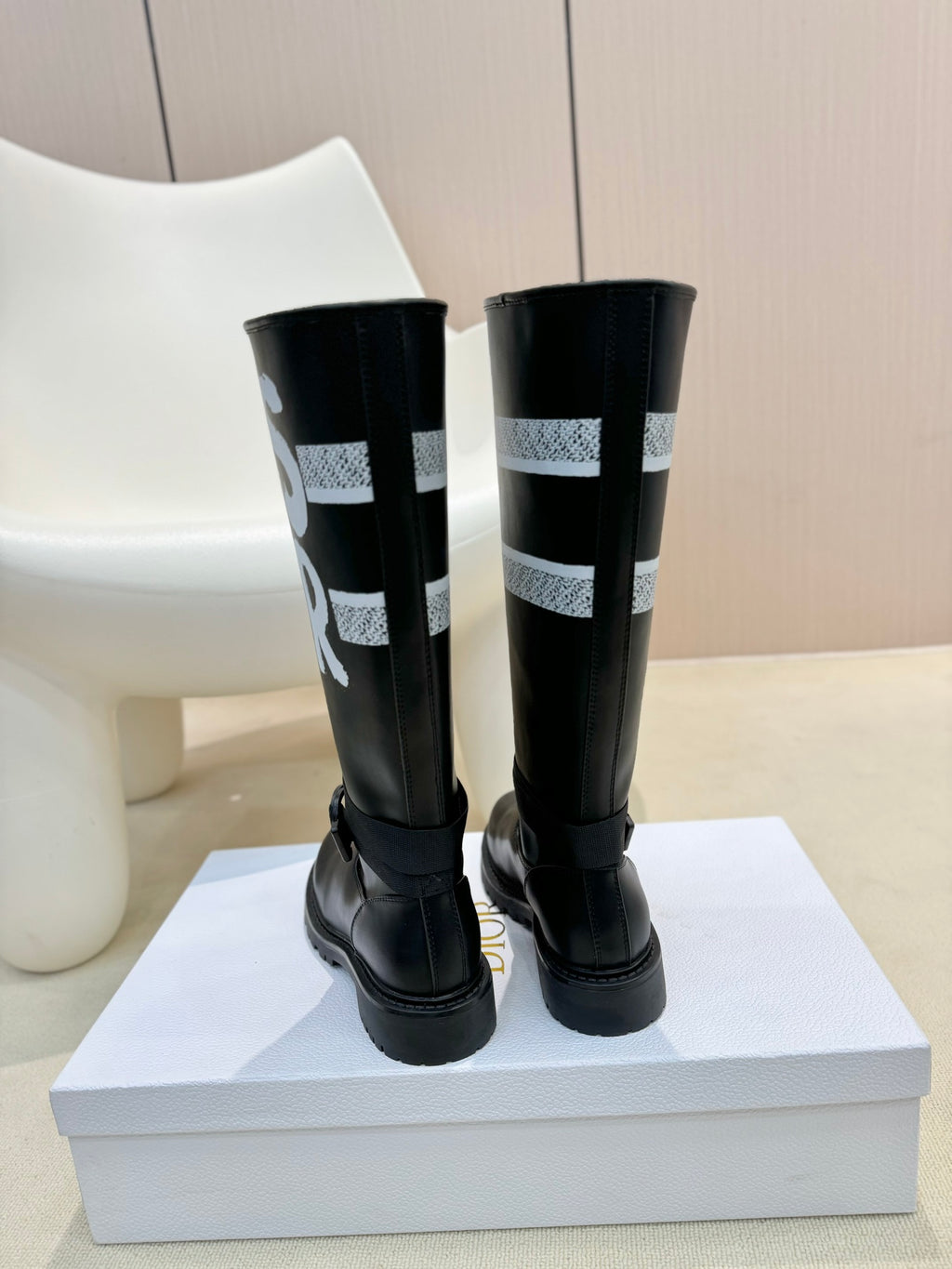 DIO mid-tube graffiti women's boots knight boots 0724082814