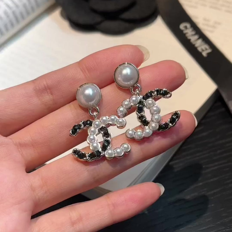 Women's Luxury Pearl Dangle Earrings XZ1326092810
