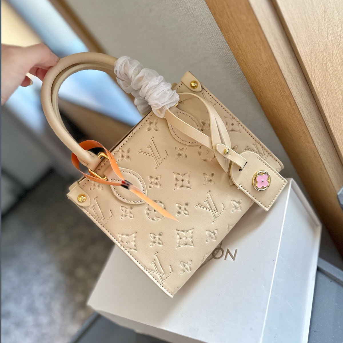 L OnTheGo Small Handbag XC24092429