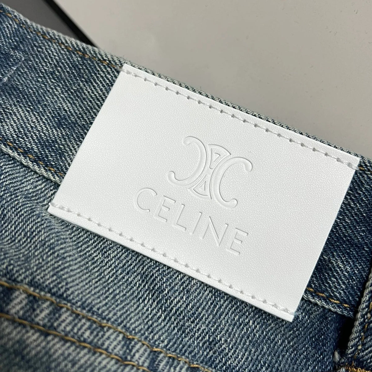 New fashionable and versatile women's casual jeans 1025021310