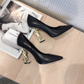 Classic high-heeled sandals combine modernity and fashion 0224052602