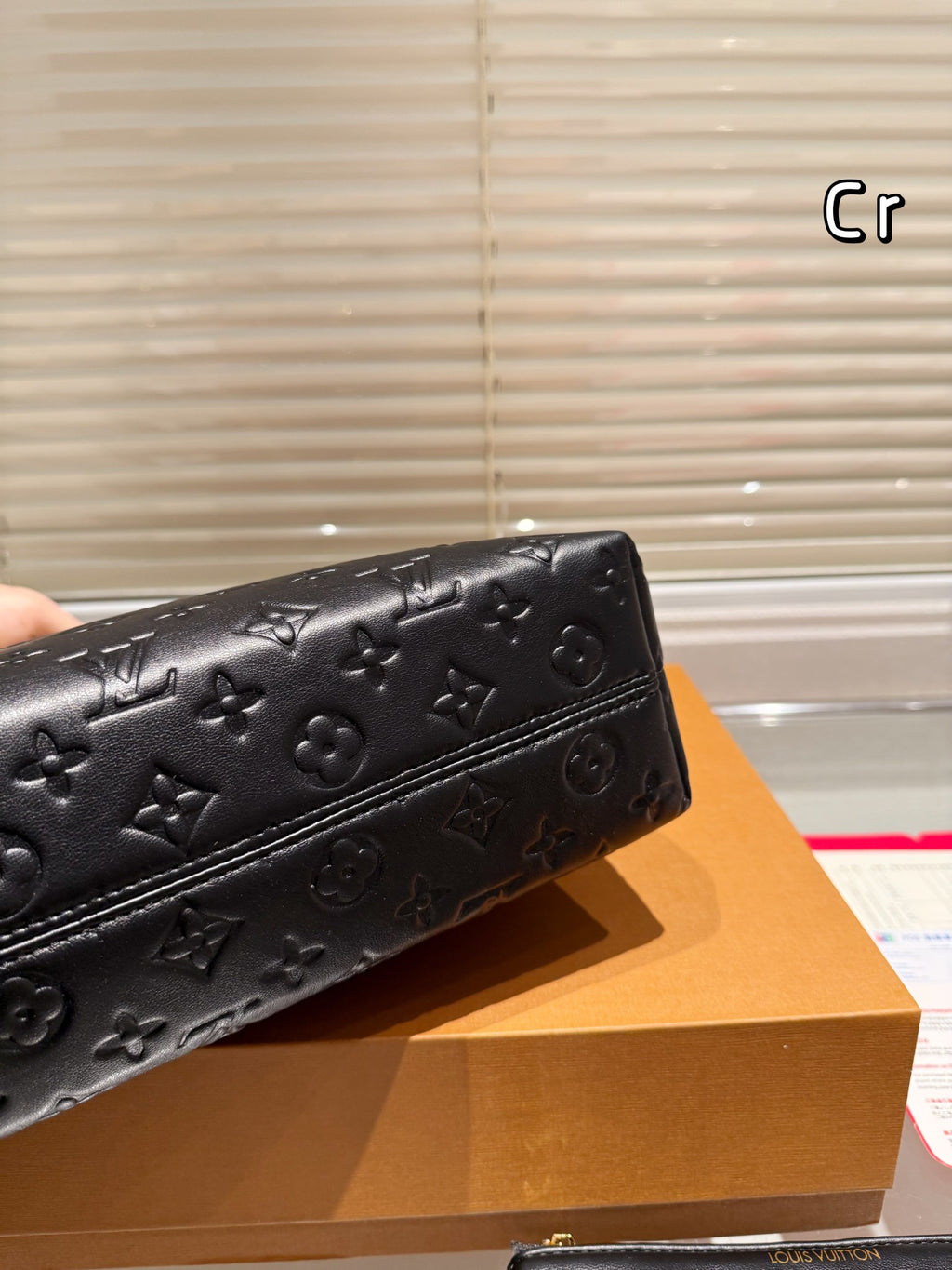 L luxury printed messenger bag 0724122401