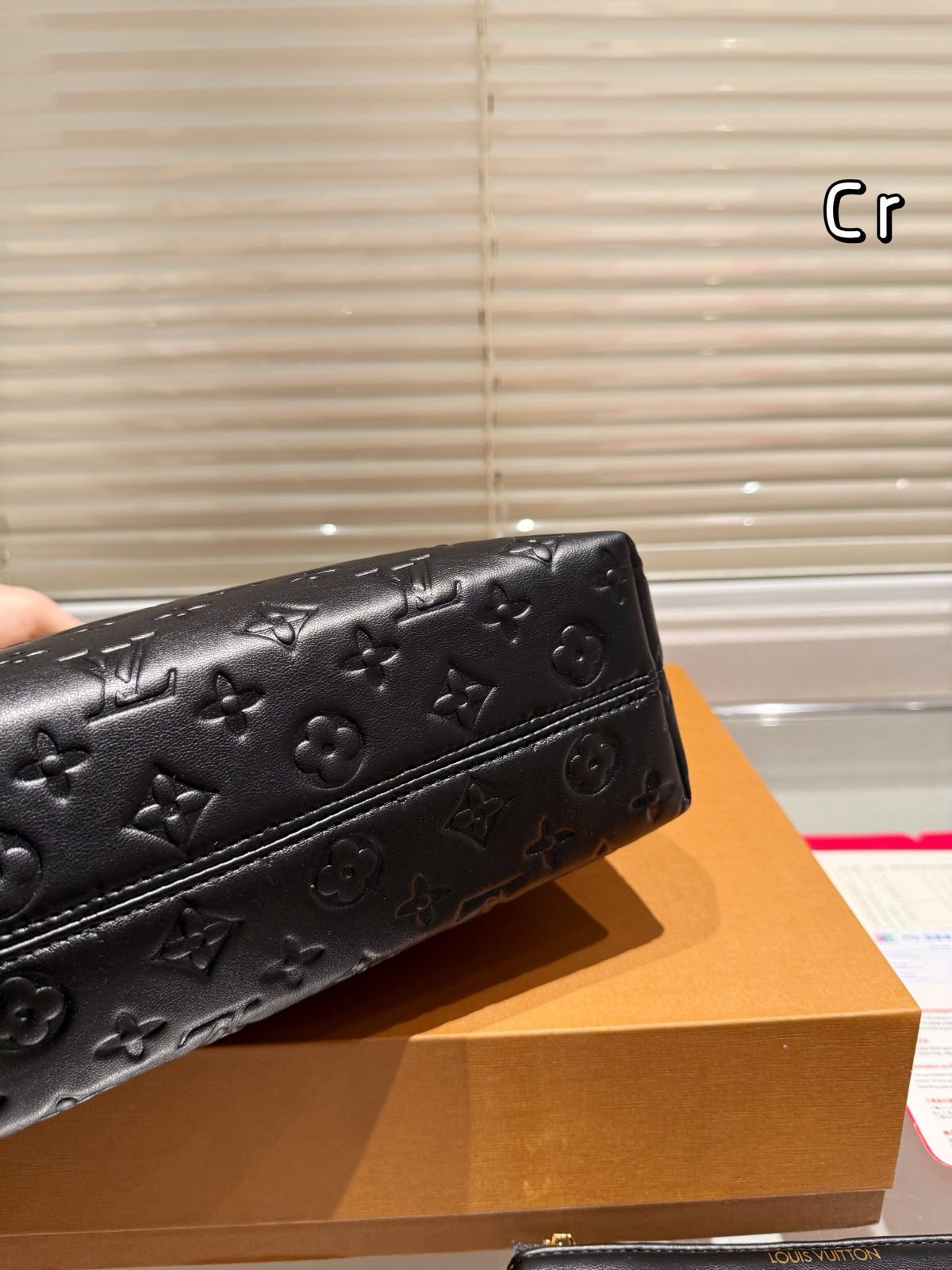L luxury printed messenger bag 0724122401