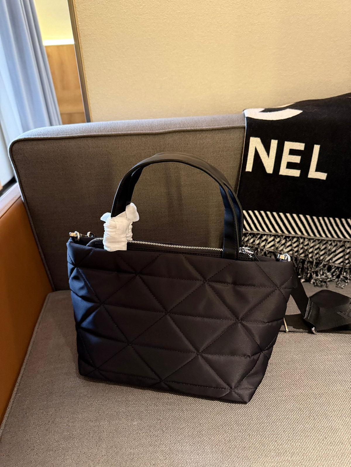 P Fashion Nylon Tote Bag 0724112803