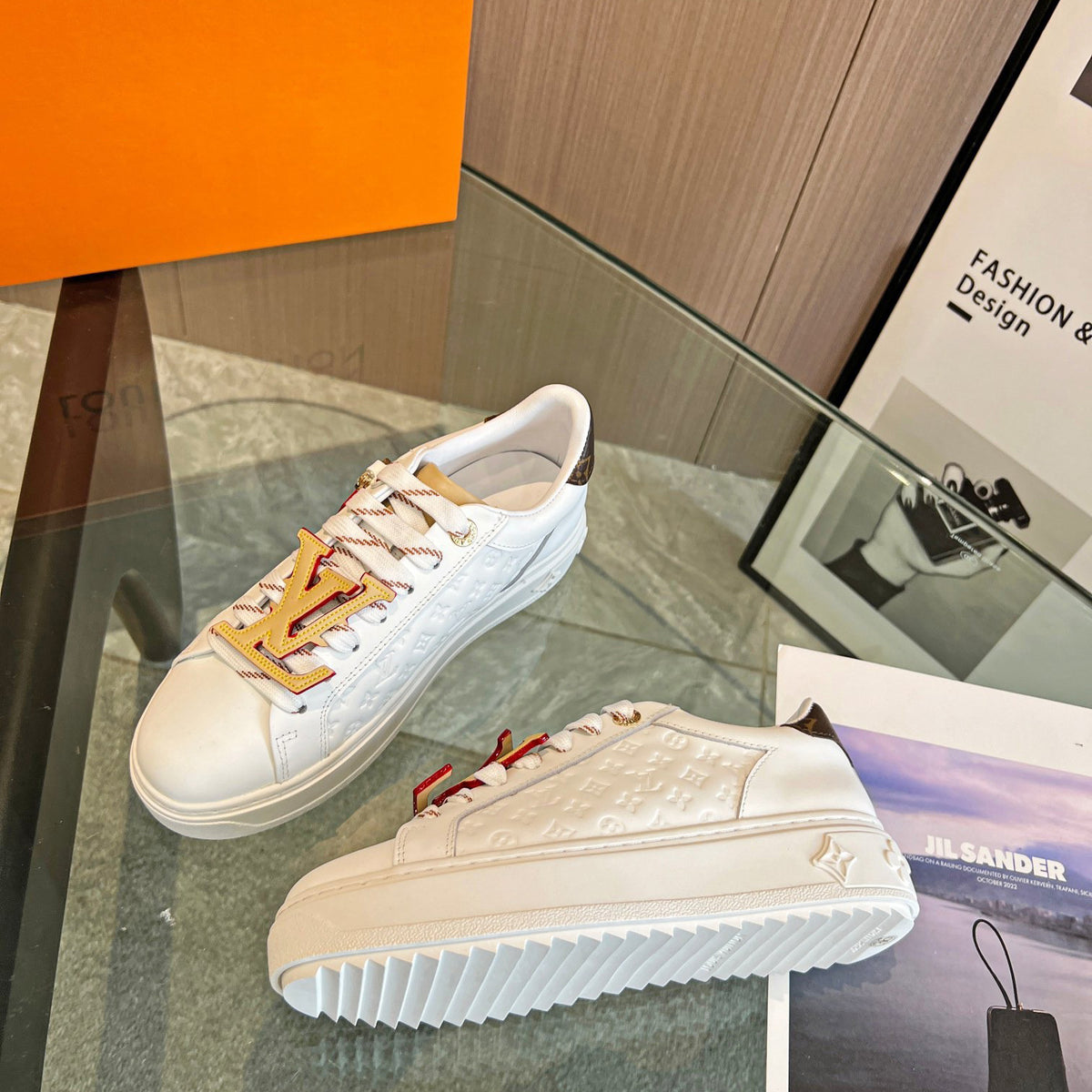 Ladies Classic White Sneakers XC0723042407
