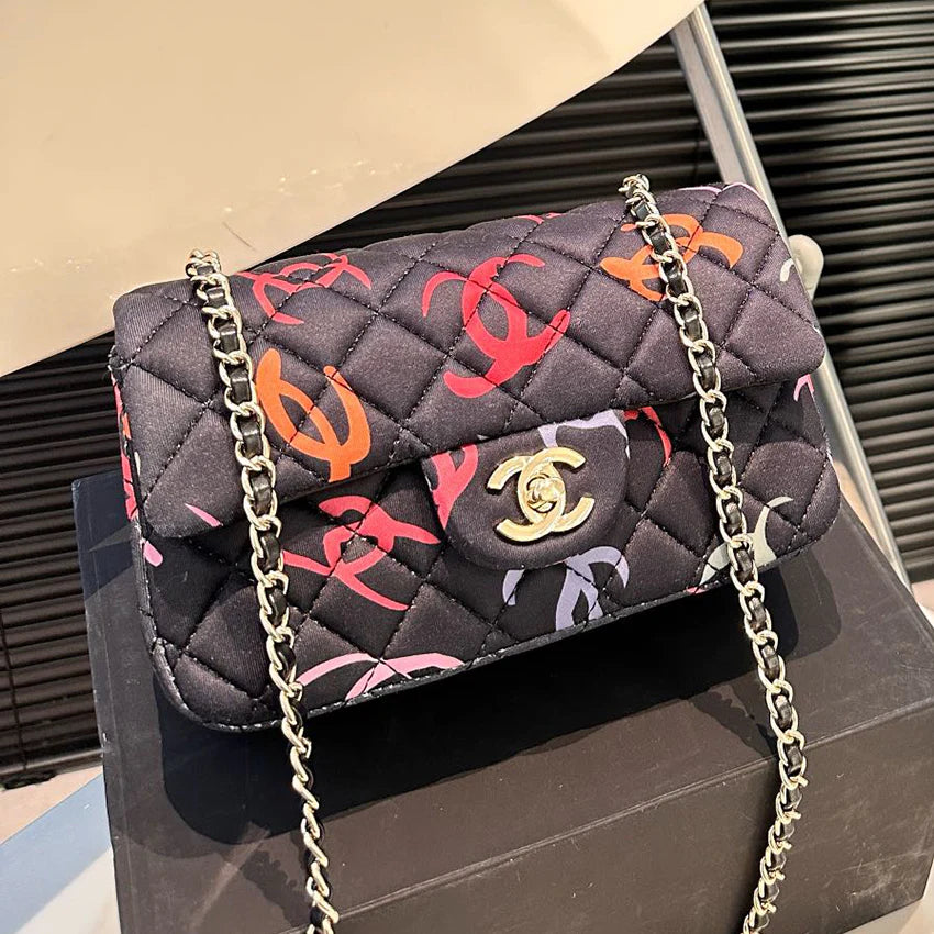 New Fashion Versatile Crossbody Bag 1024051722
