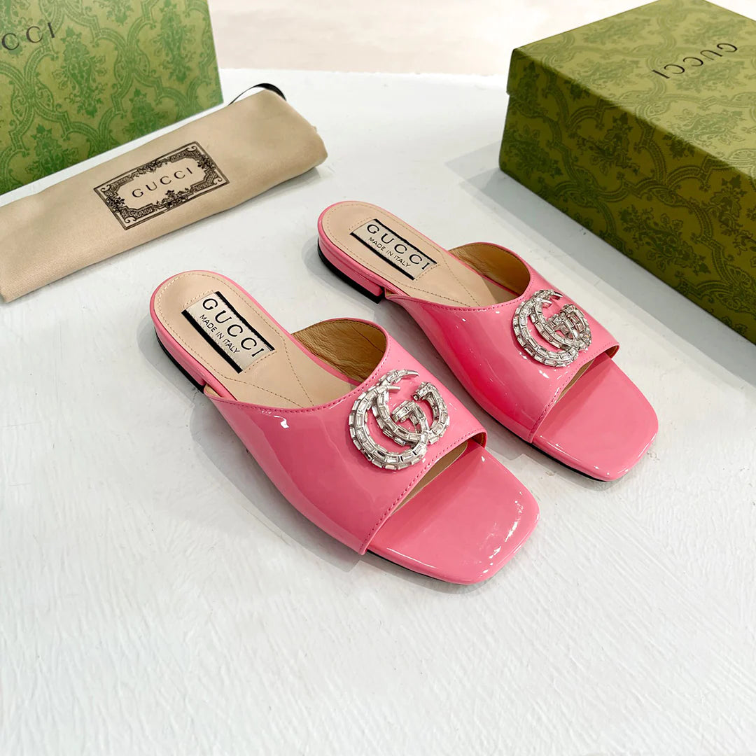 Trendy and versatile casual sandals 0724030506