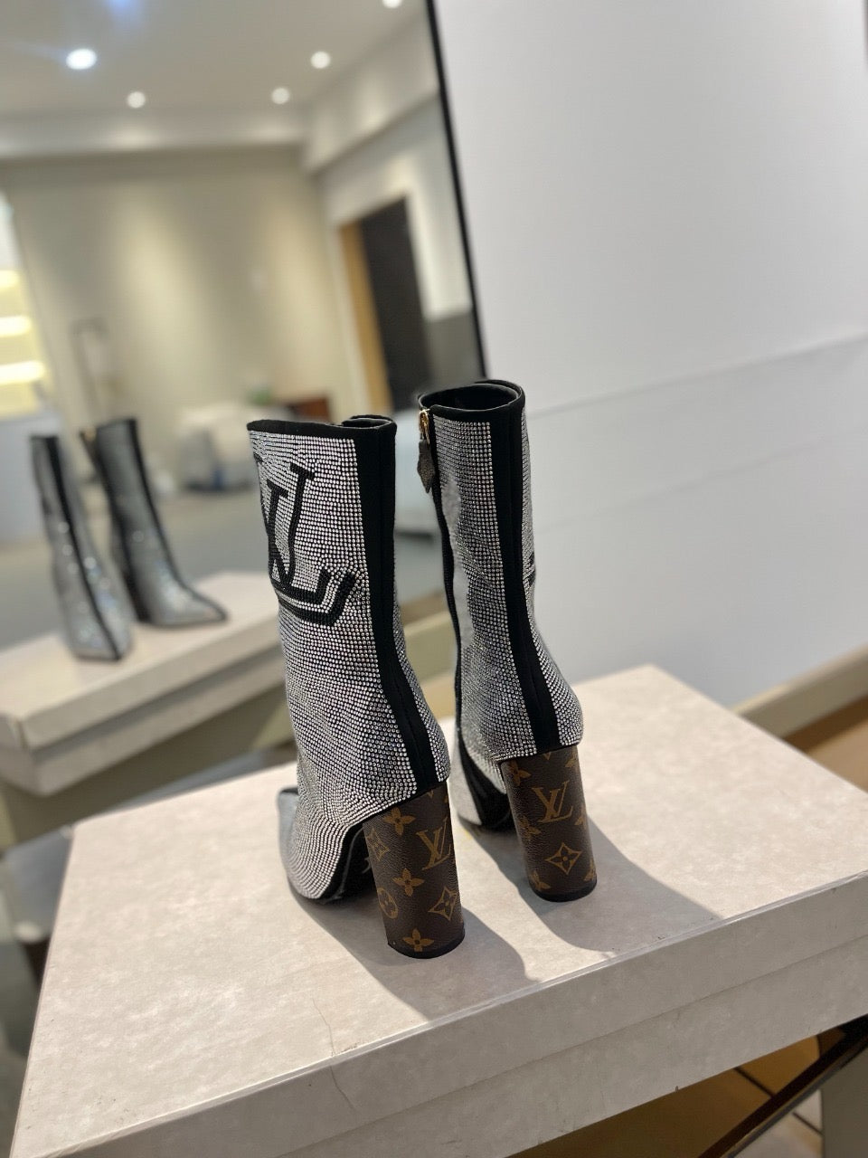 L fashion rhinestone high-heeled mid-calf boots 0724102305