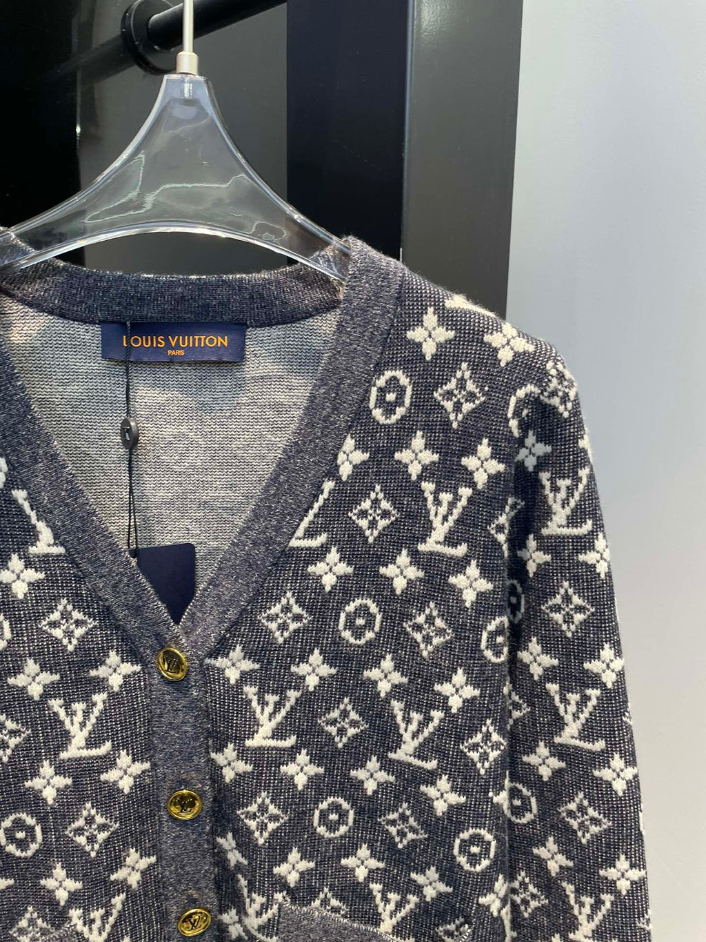 V Monogram knitted v-neck cardigan 0724101101
