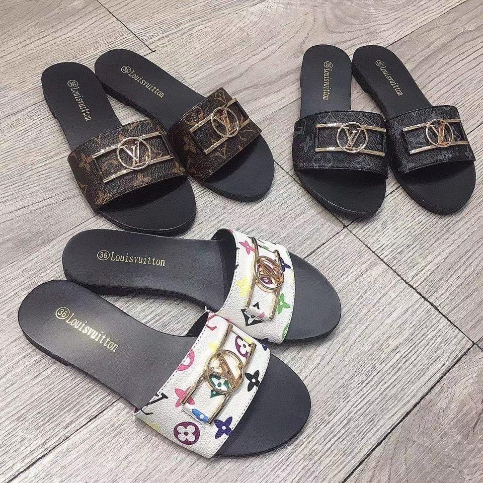 New Fashion Versatile Female Slippers 1024042404