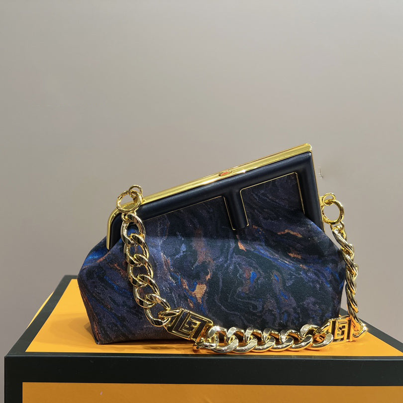 fashion all-match graffiti clip bag
